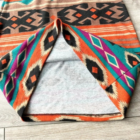 Yumi Boho Multiple Colour  Aztec Tribal Pattern Sweater Dress - Picture 11 of 14